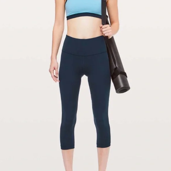 Lululemon Wunder Under Crop (Hi-Rise) *Full-On Luxtreme 21" True Navy - Picture 3 of 10